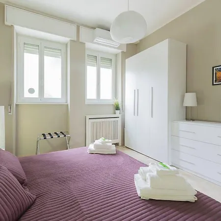 Colletta Flat *